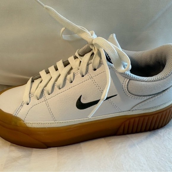 Nike White and Gum Sole Sneakers - Picture 3 of 6